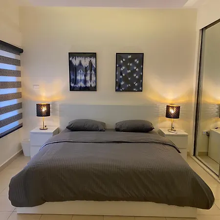 Dair Ghbar Apartment Amman Room photo