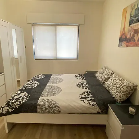 Dair Ghbar Apartment Amman Room photo